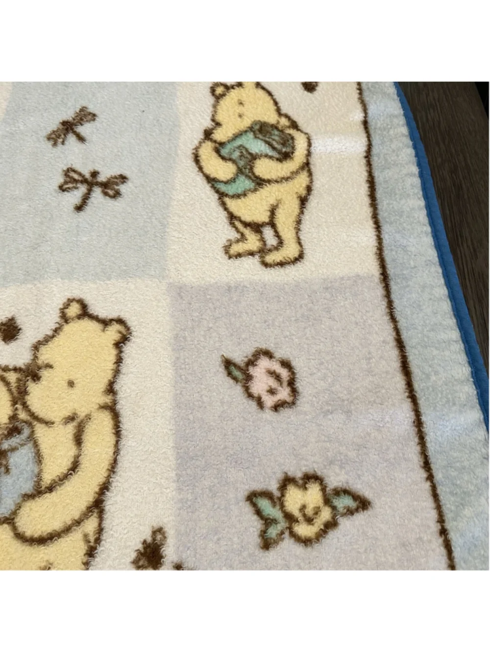 VTG Disney Winnie the Pooh Fleece Baby Blanket Classic Squares Honey Pot
